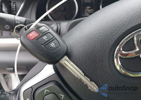 2016 Toyota Camry Se z USA, uszkodzony, nr VIN 4T1BF1FK7GU117661